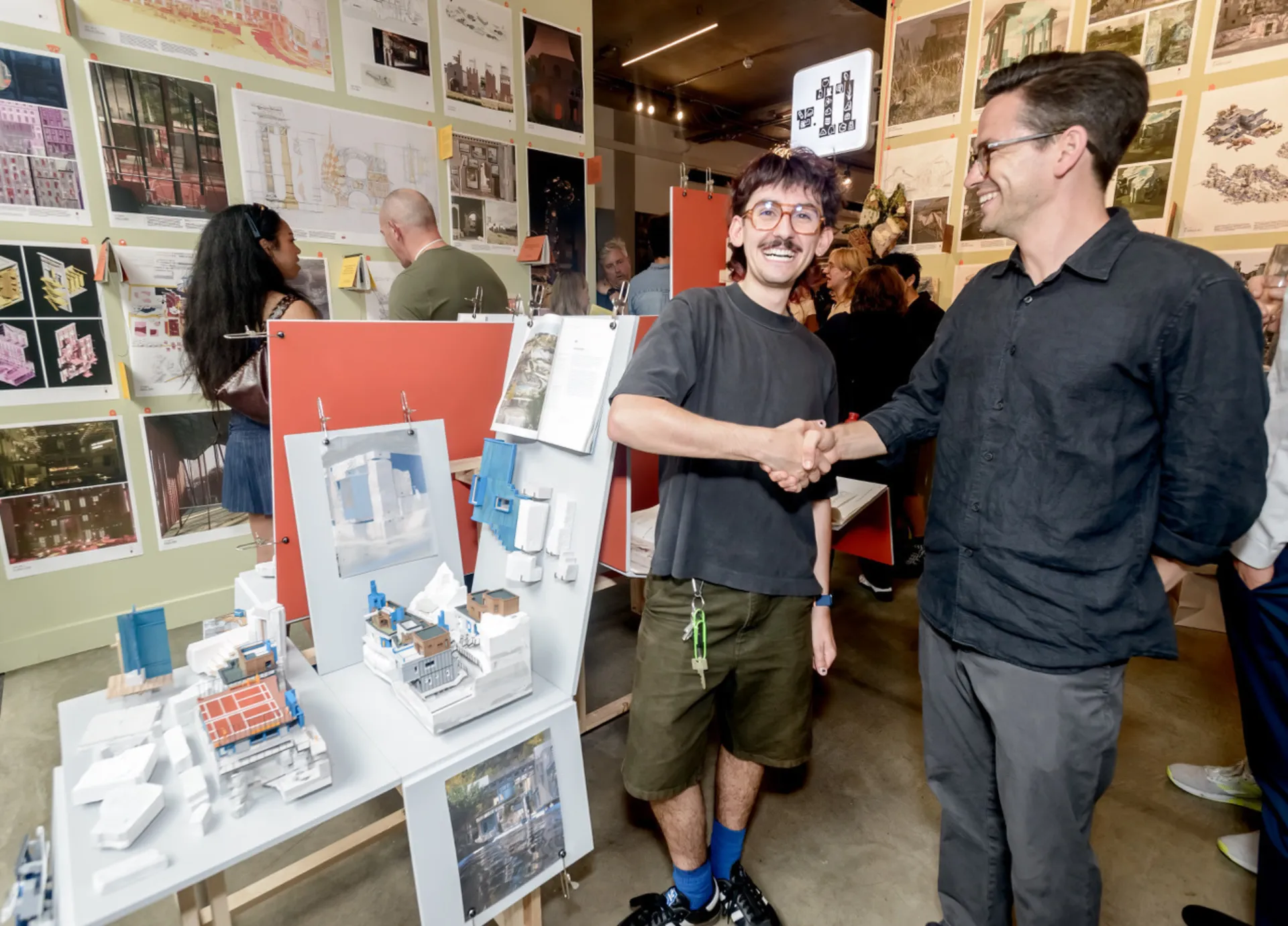 A photo of William Hodges meeting Simon Lovell from Max Fordham